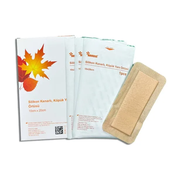 Yara bakımında kullanılan silikon kenarlı köpük yara örtüsü, 10x20cm boyutunda, yara koruma sağlar.
